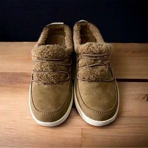 BareTraps Brown Fur SlipOn